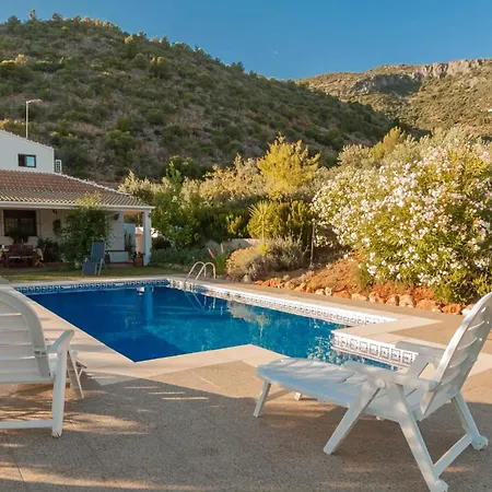 Vila Comfortable In With Private Pool *